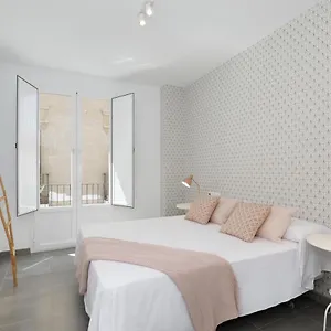 hi-room-smart-apartments-he.es-andalucia.com/